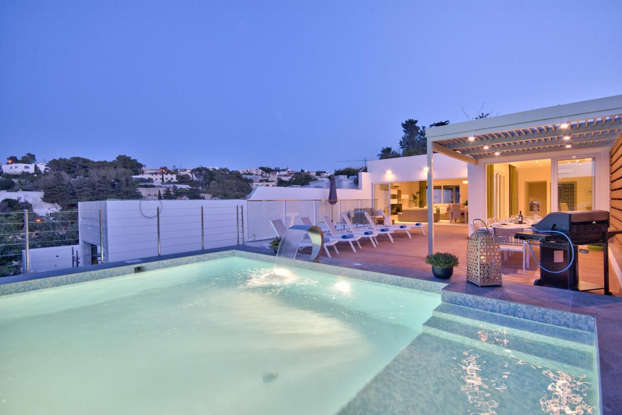 מליאהה Maltese Luxury Villas - Sunset Infinity Pools, Indoor Heated Pools And More! מראה חיצוני תמונה