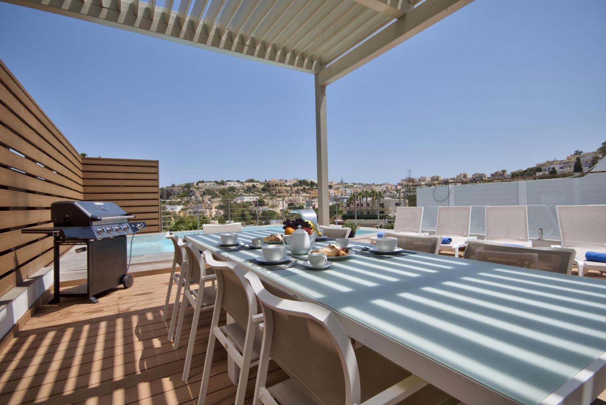 מליאהה Maltese Luxury Villas - Sunset Infinity Pools, Indoor Heated Pools And More! מראה חיצוני תמונה