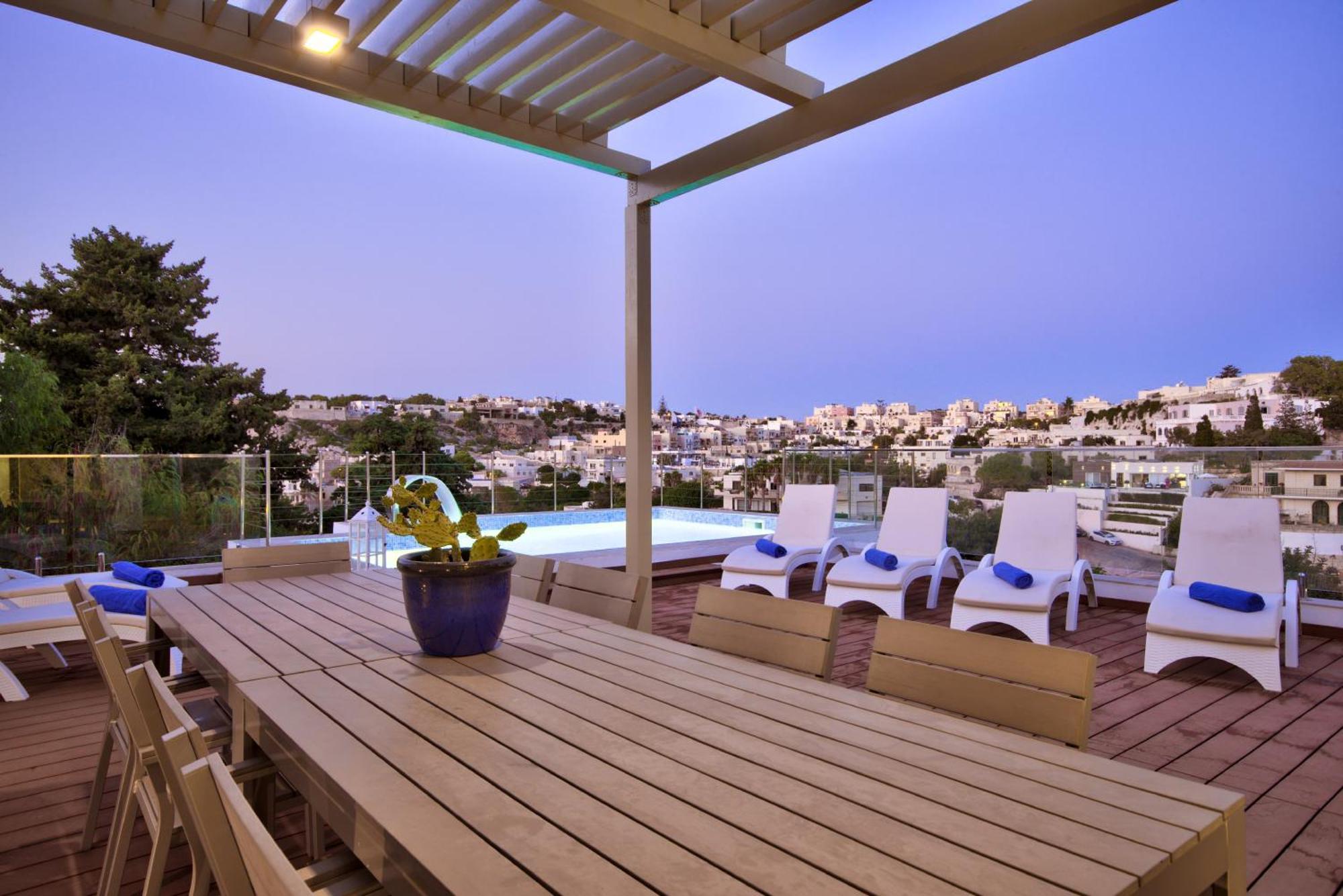 מליאהה Maltese Luxury Villas - Sunset Infinity Pools, Indoor Heated Pools And More! מראה חיצוני תמונה