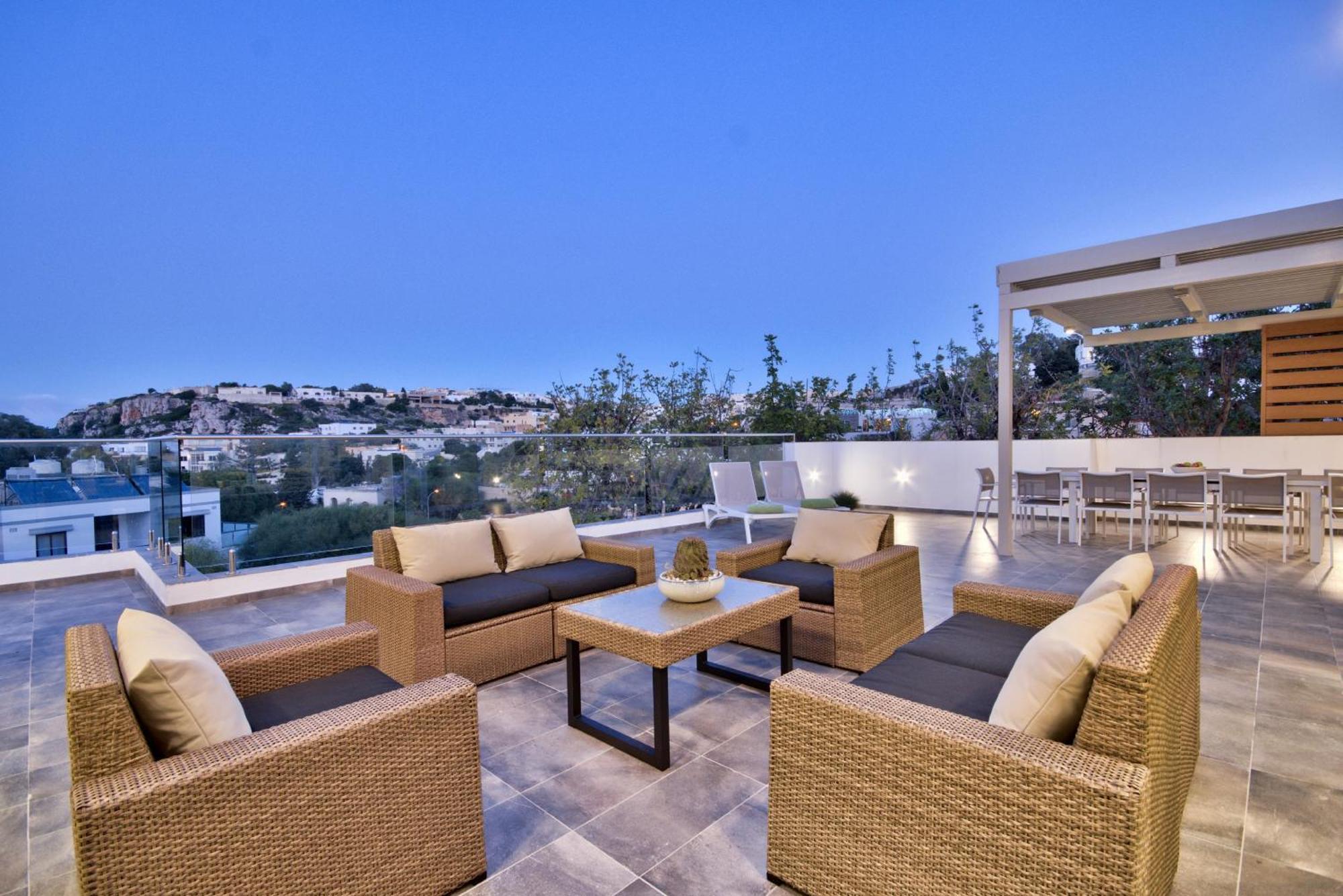 מליאהה Maltese Luxury Villas - Sunset Infinity Pools, Indoor Heated Pools And More! מראה חיצוני תמונה